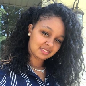 Meet your Posher, Nikita